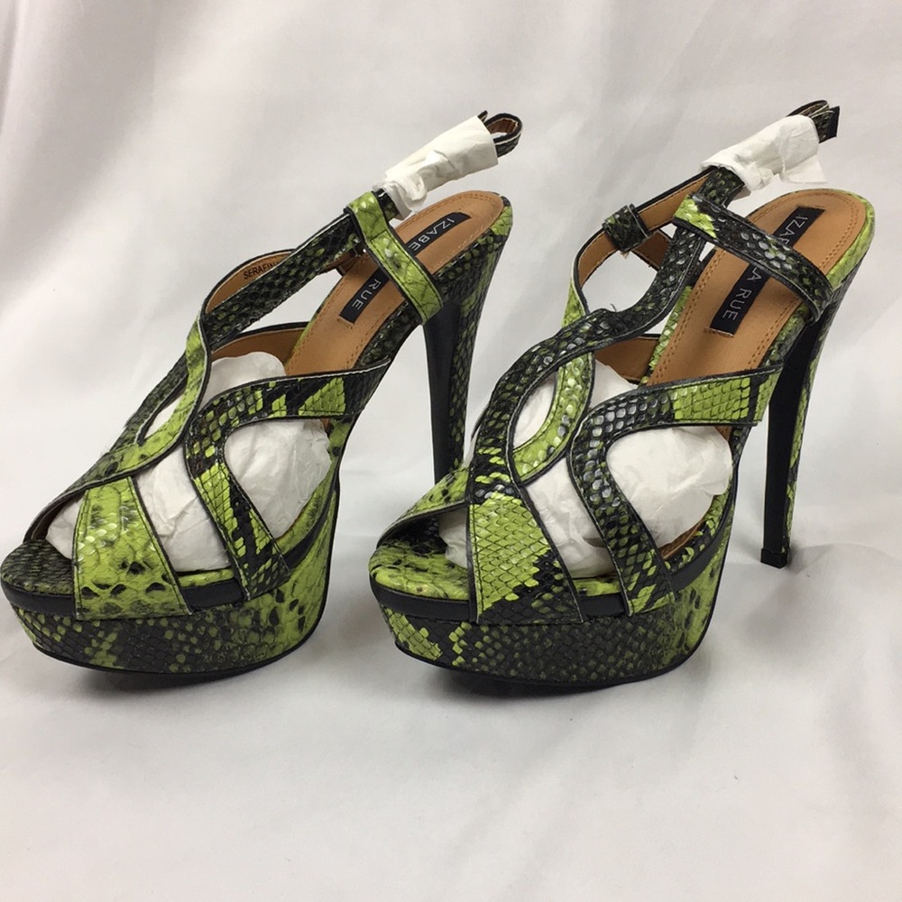 Izabella Rue lime green snake print heels 💋sexy